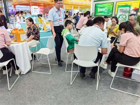 水溶肥廠家,云南植保會(huì),拉姆拉特種肥 水溶肥廠家,云南植保會(huì),拉姆拉特種肥